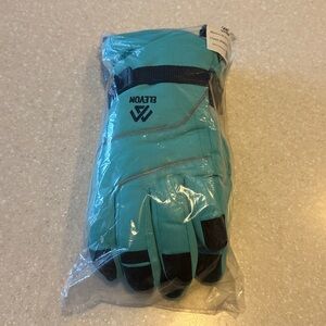 New Women’s Ski Gloves Teal Size XL New without tags